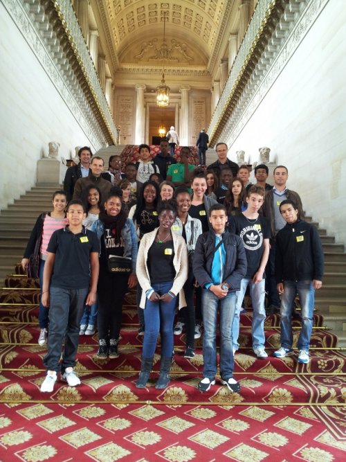 Les délégués des classes de 4è et 3è du collège Beaumarchais de Meaux sont venus visiter le Sénat